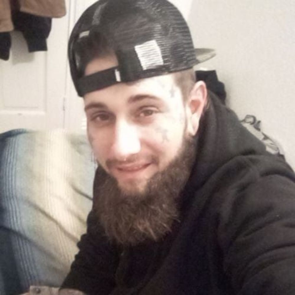 Meet your Posher, Zachary